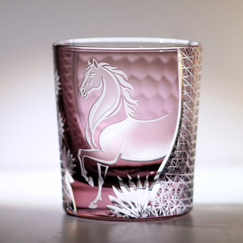 Luxury 250ml Engraving Hand Carved Horse Crystal Classic Design Cocktail Glass for Whisky & Wine with Limited Edition Gift Box