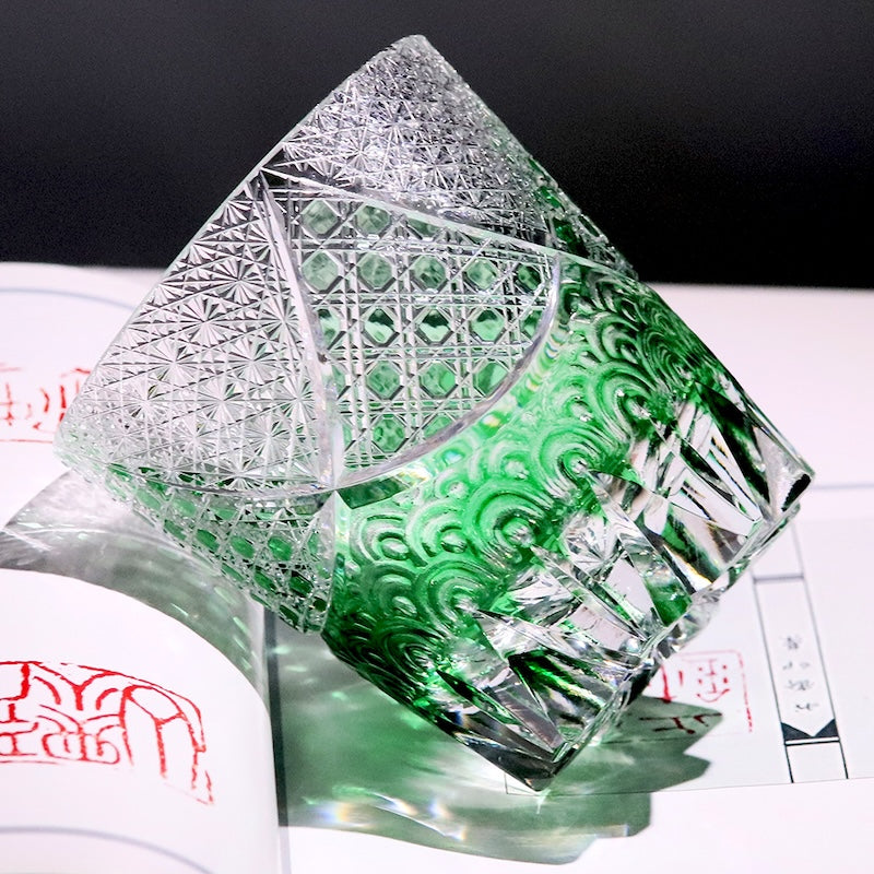 High End 320ml Lead Crystal Whiskey Glass Japanese Edo Kiriko Hand Carved Sea Wave Pattern Artwork for Luxury Home Bar