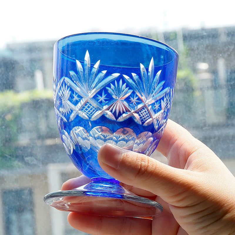 Hand Cut Ruby Red Blue Short Stem Drinking Glass 160 ml Shot Glasses Sake Cup Korea Soju Shot Glass Guest Party Favors